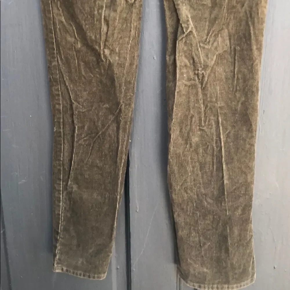 J. Crew‎ Favorite Fit Corduroys